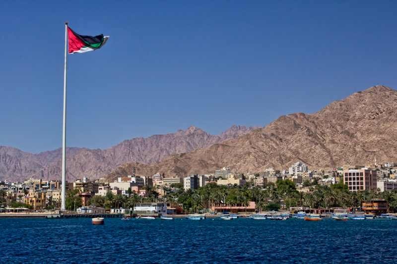 ساحل العقبة من البحر الأحمر